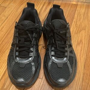 Women’s Nike V2K Sneakers